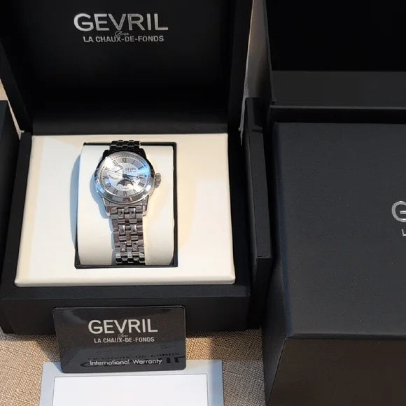 Gevril Madison  Roman numerals Automatic Men's   Watch - 2590 Limited Edition.